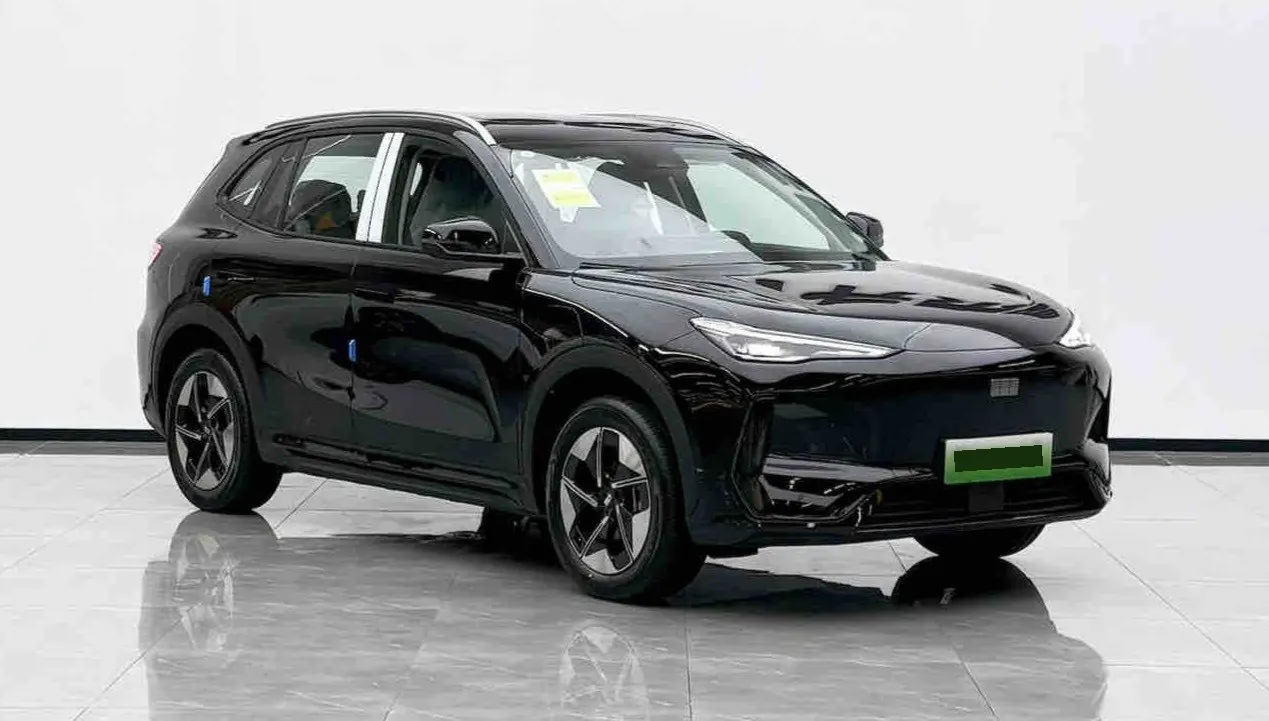 Geely Galaxy 2026 E 5 530km Discovery Edition Automatic Gear 2