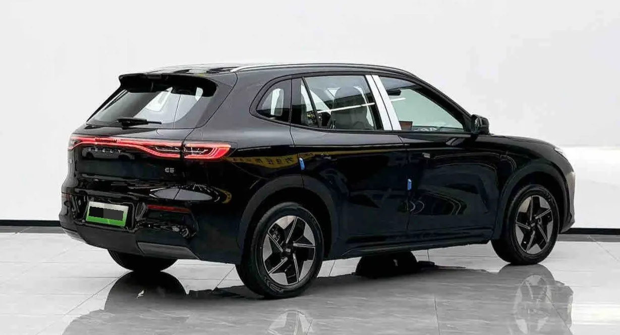 Geely Galaxy 2026 E 5 530km Discovery Edition Automatic Gear 6