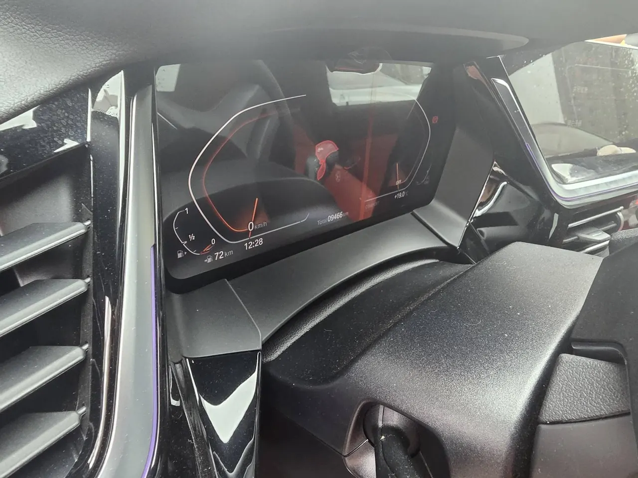 BMW Z4 (Imported) 2022 Z4 sDrive25i 2.0T M Sports Obsidian Night Suit Automatic Gear 6