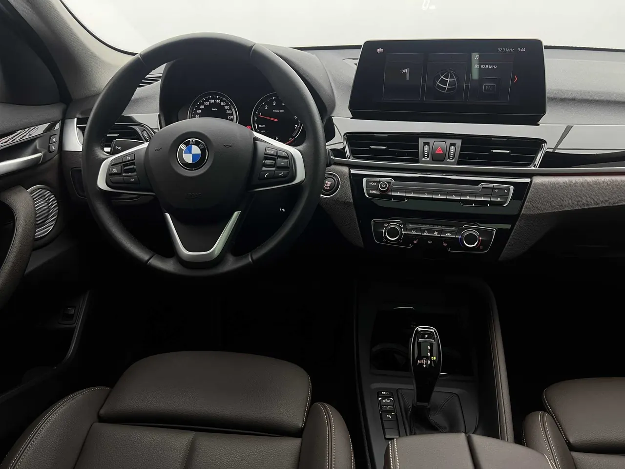 BMW 2022 X1 sDrive20Li 1.5T fashion automatic gear 13