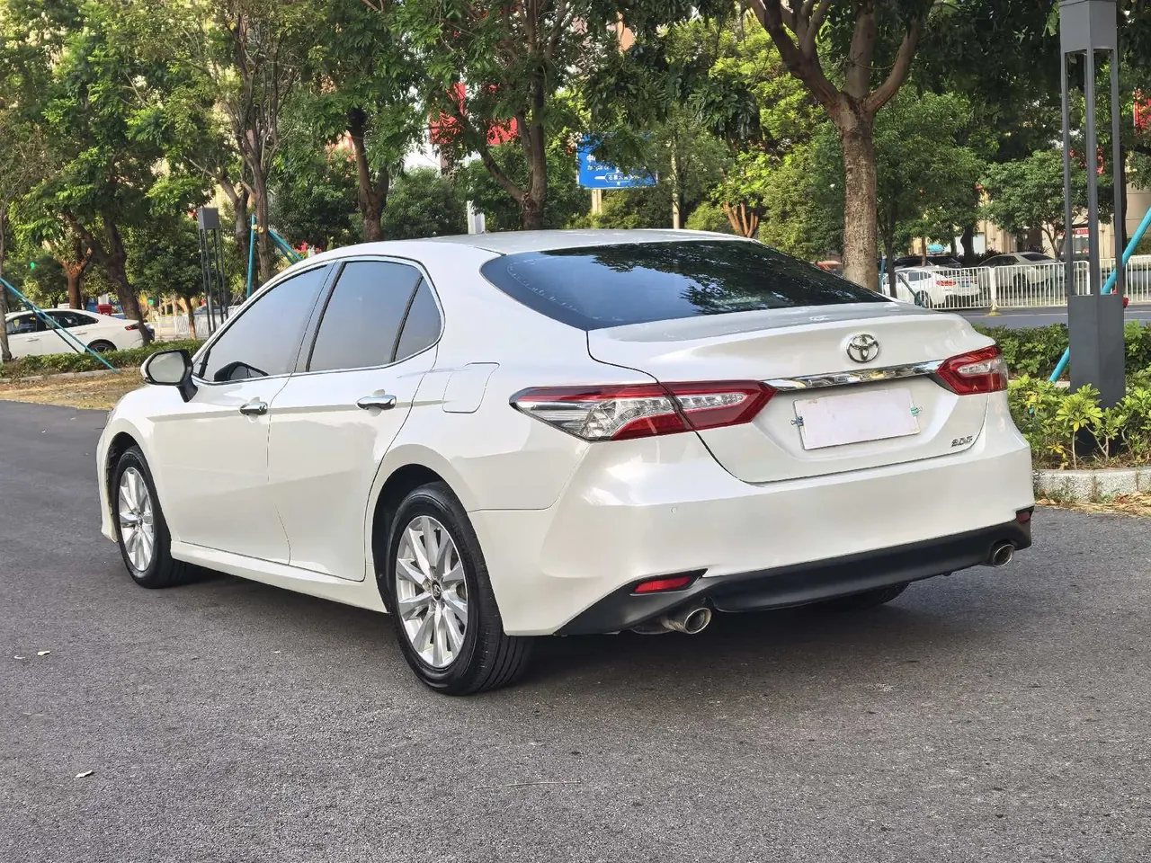 Toyota 2021 Camry 2.0G Stepless Deluxe Edition Automatic Gear 6