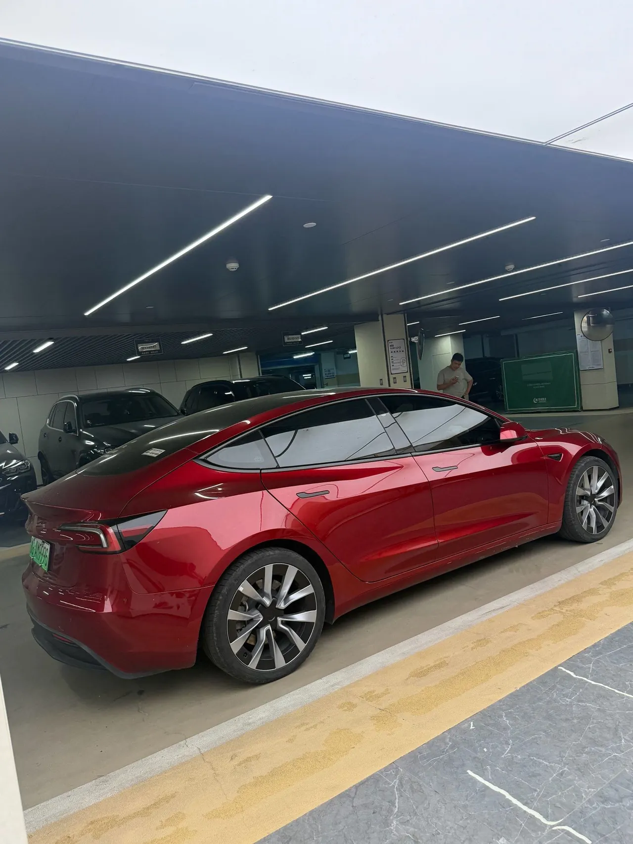 Tesla 2024 Model 3 high-performance all-wheel drive version automatic transmission 3