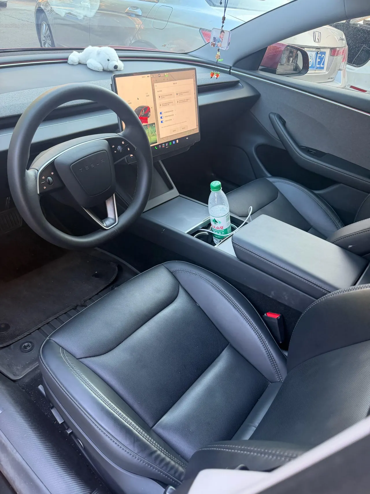 Tesla 2024 Model 3 high-performance all-wheel drive version automatic transmission 5