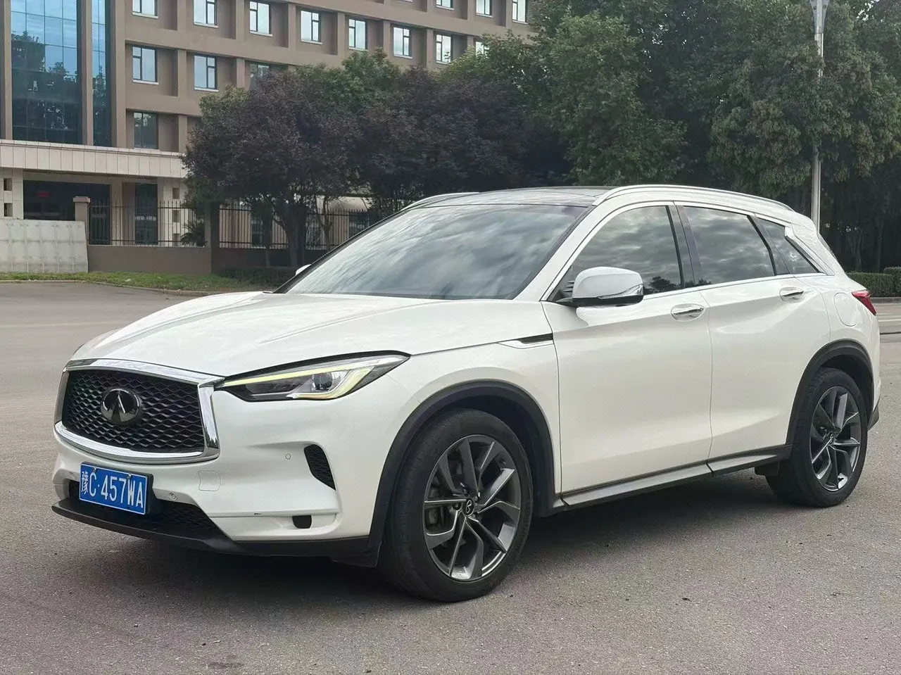 Infiniti 2020 QX50 2.0T Stepless 30th Anniversary Limited Edition Automatic Gear - View 1