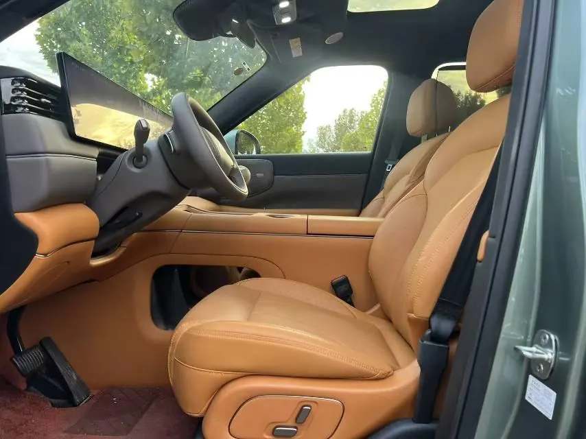 IM 2026 IM LS8 52 Max Luxury Six-seat Automatic Gear 4