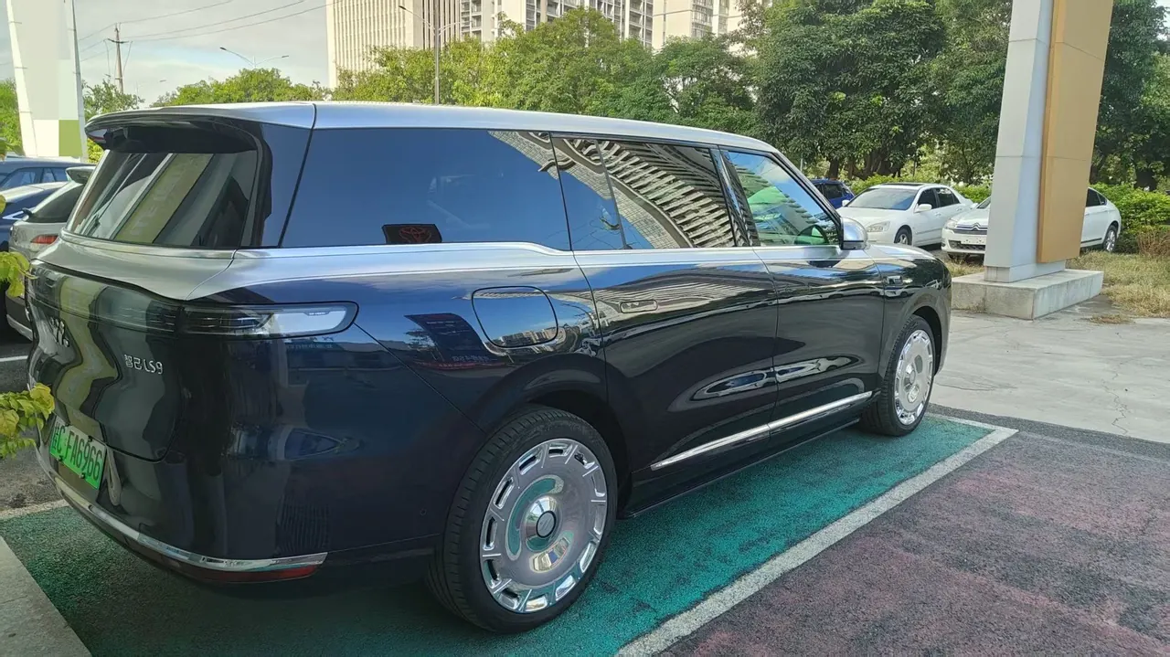 IM 2026 IM LS9 66 Ultra Automatic 6