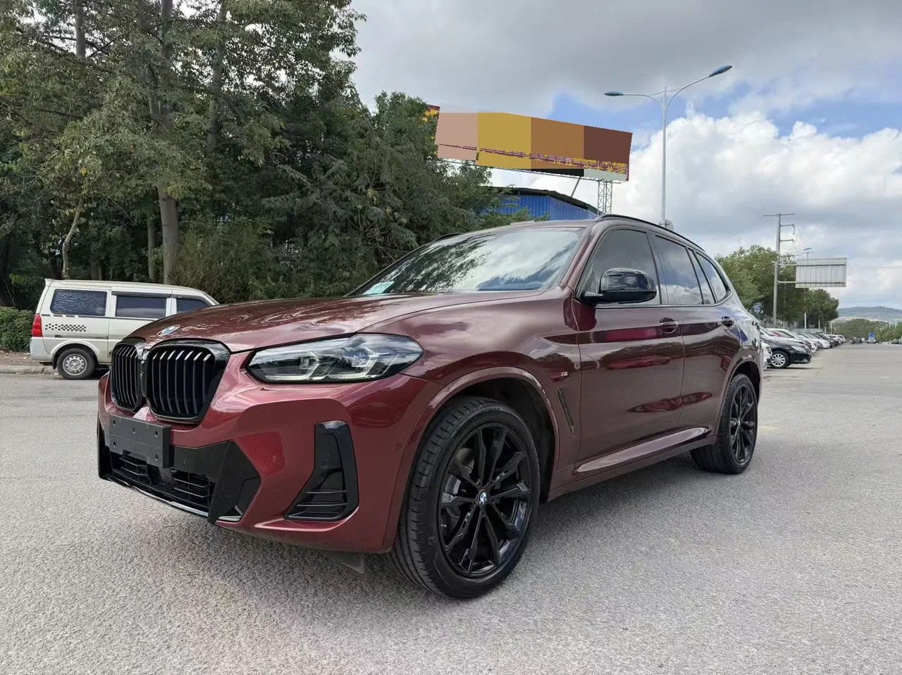 Open image lightbox: BMW 2022 X3 xDrive30i 2.0T exclusive M obsidian night set (modified) automatic gear