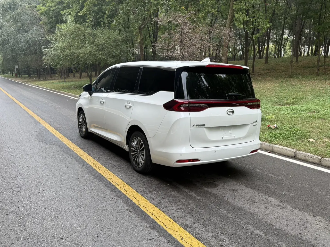 Chuanqi 2021 M6 1.5T 270T Distinguished Edition 7-seat Automatic Gear 2