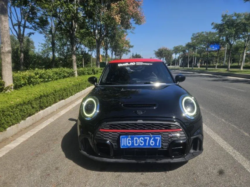 MINI Mini (imported) 2023 Mini Cooper S 2.0T racer (modified) automatic gear 2