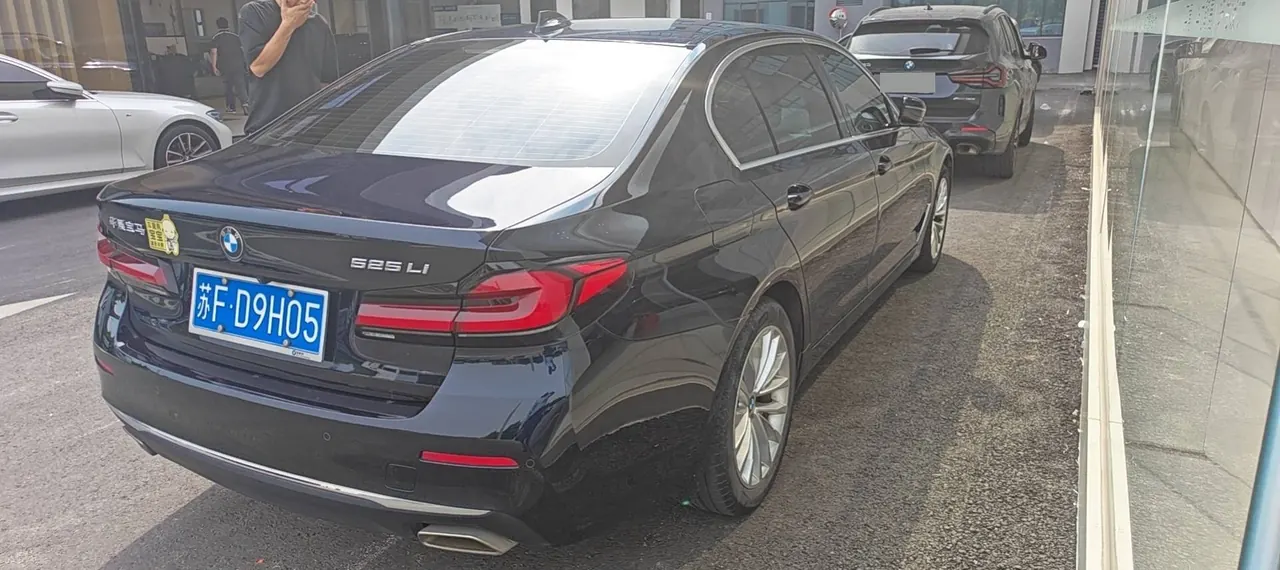 BMW 5 Series 2021 525Li 2.0T Luxury Suit Automatic Gear 4