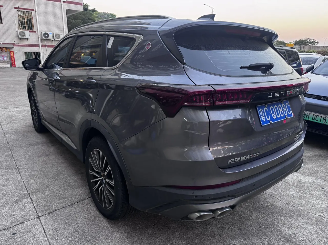 Jetour 2023 X70 PLUS 1.5T self-improvement PRO5 automatic gear 4