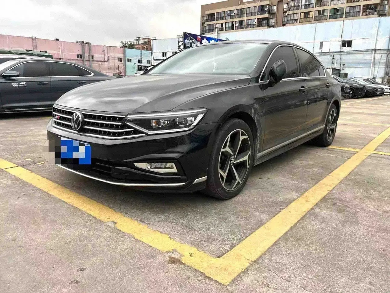 Volkswagen 2020 Magotan 2.0TSI 330TSI Leading Automatic - View 1