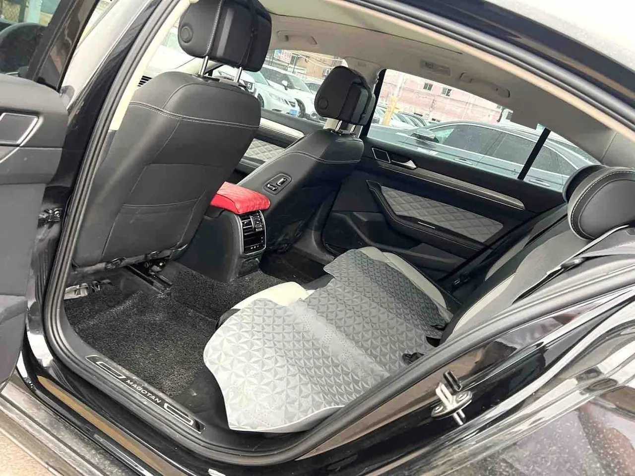 Volkswagen 2020 Magotan 2.0TSI 330TSI Leading Automatic 4