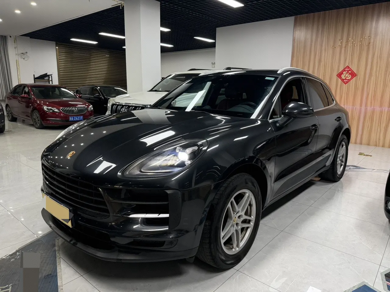 Porsche Macan (Imported) 2020 Macan 2.0T Automatic Gear - View 1