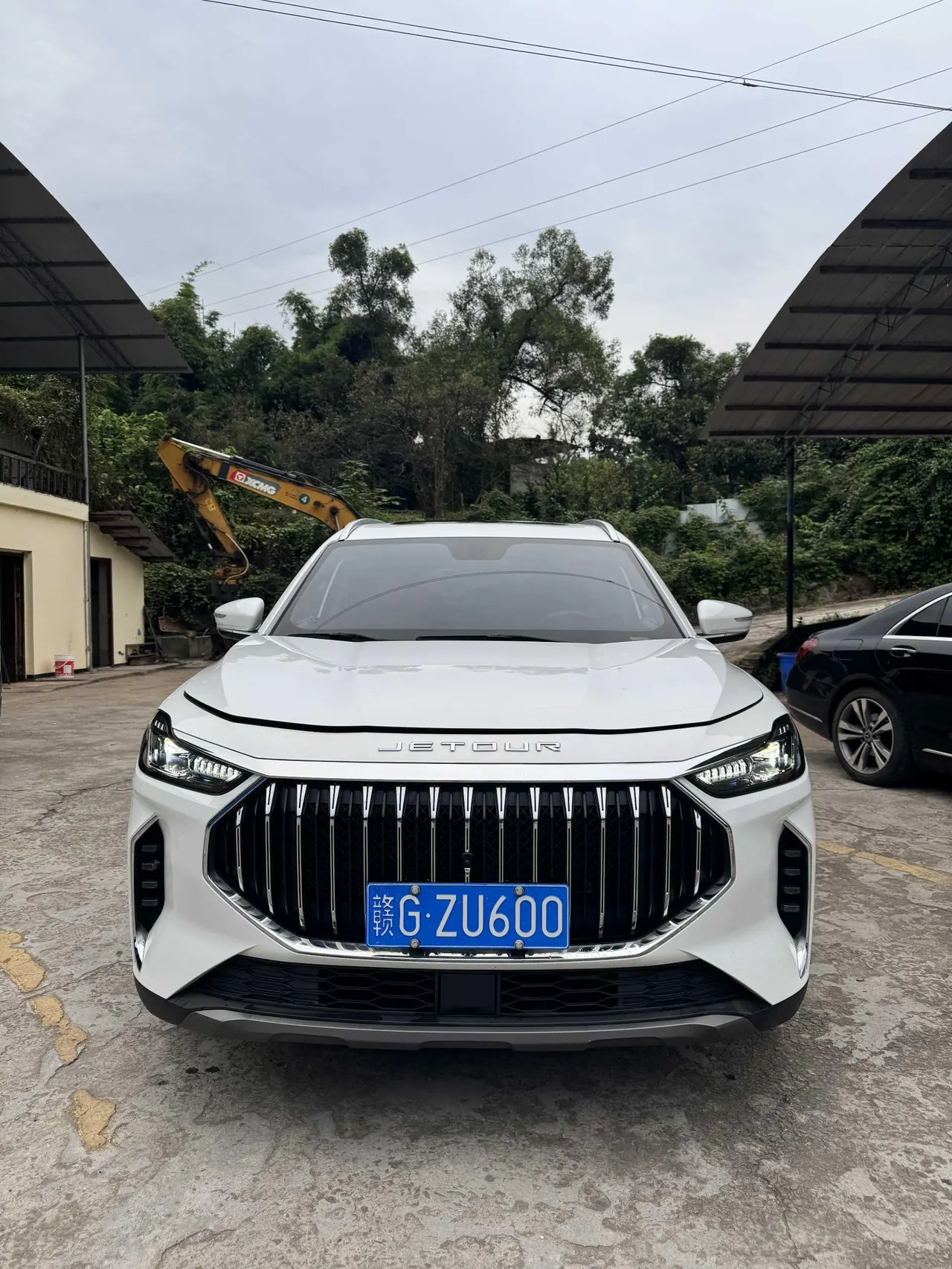 Jetour 2023 X70 PLUS 1.5T self-improvement PRO 7 automatic gear 2