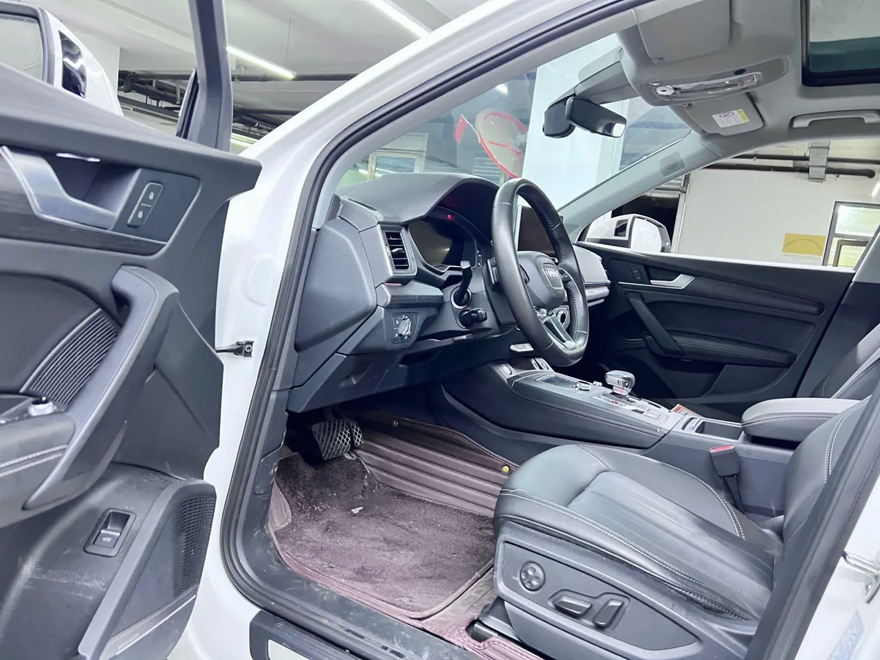 Audi 2020 Q5L 2.0TFSI 45TFSI enjoy elegant automatic transmission 4