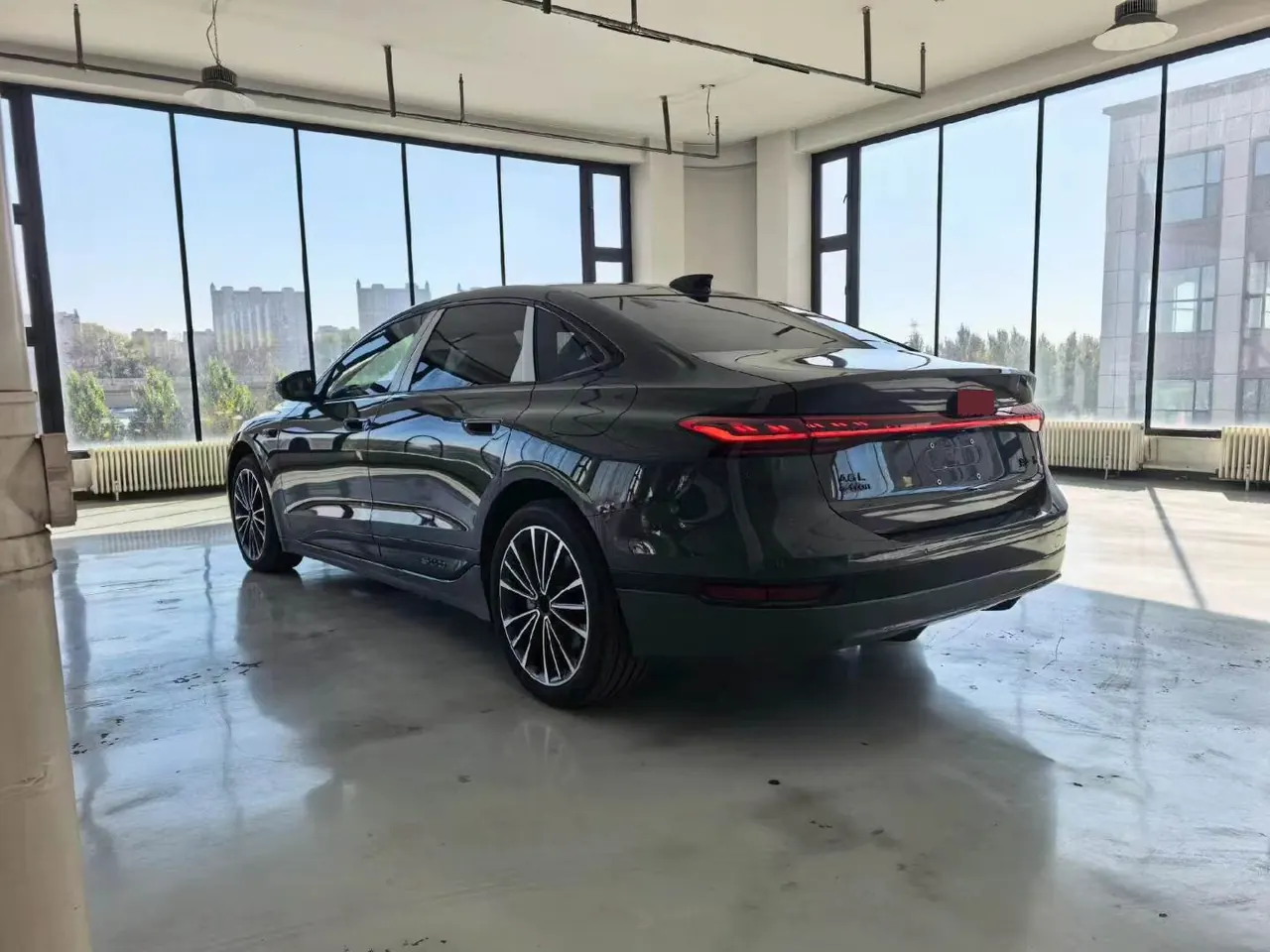 Audi 2026 A6L e-tron Starts Gan Kun Smart Driving Edition Automatic Gear 4