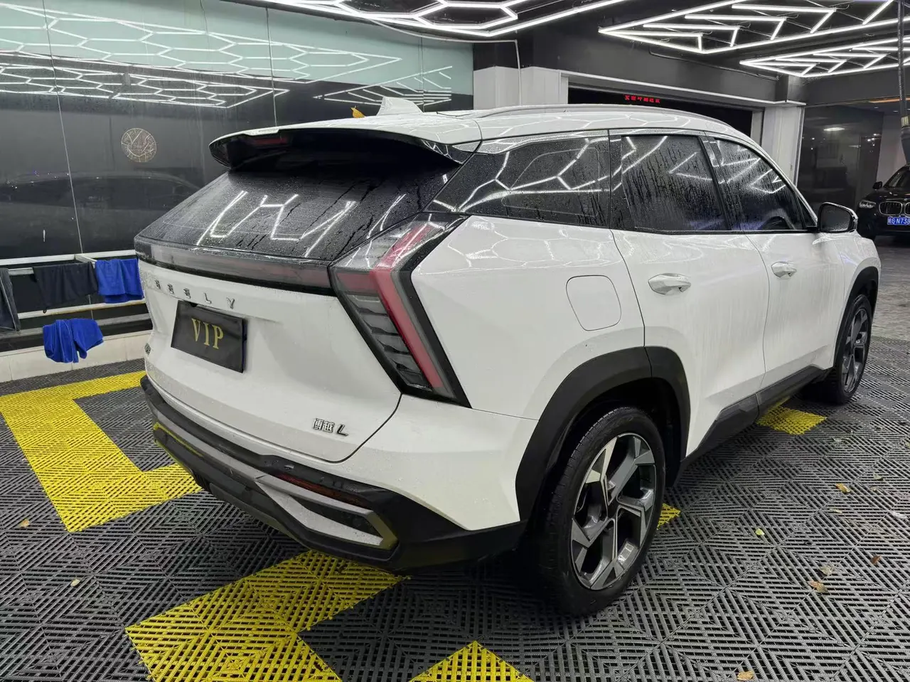 Geely 2023 Boyue L 2.0TD Honorable Automatic Gear 5