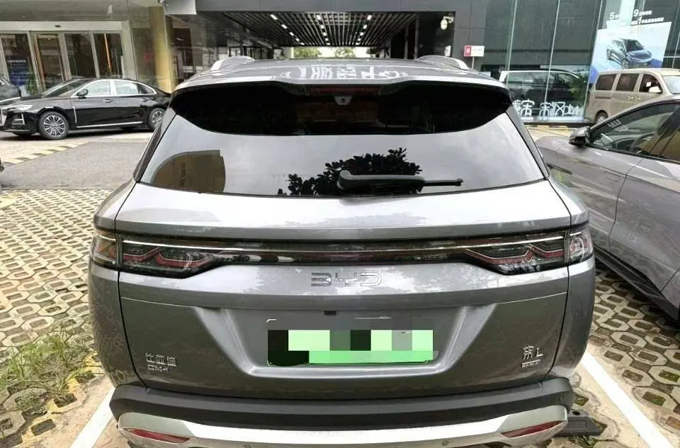 BYD 2025 Song L DM-i 1.5 Stepless Smart Driving Edition 160km Exceed Automatic Transmission 6