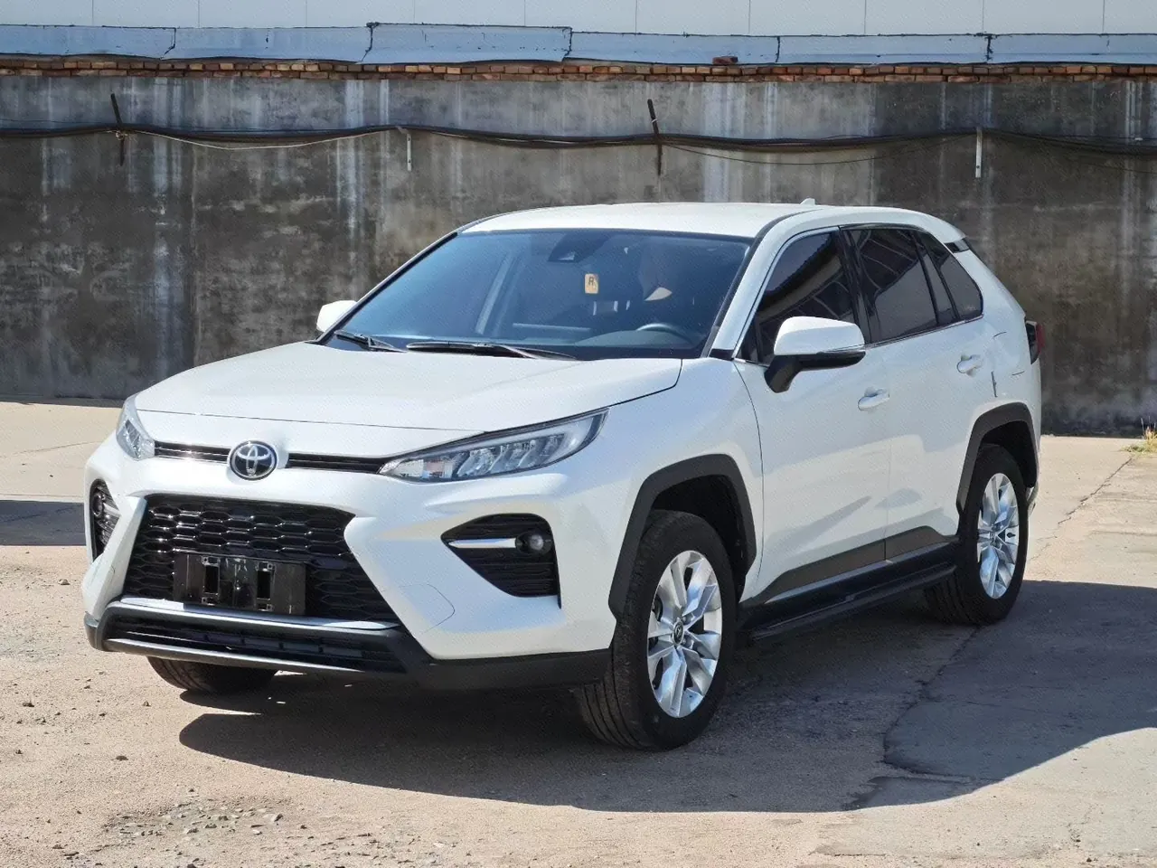 Open image lightbox: Toyota 2022 Willanda 2.0 Stepless Two-Drive Knight Edition Automatic Gear