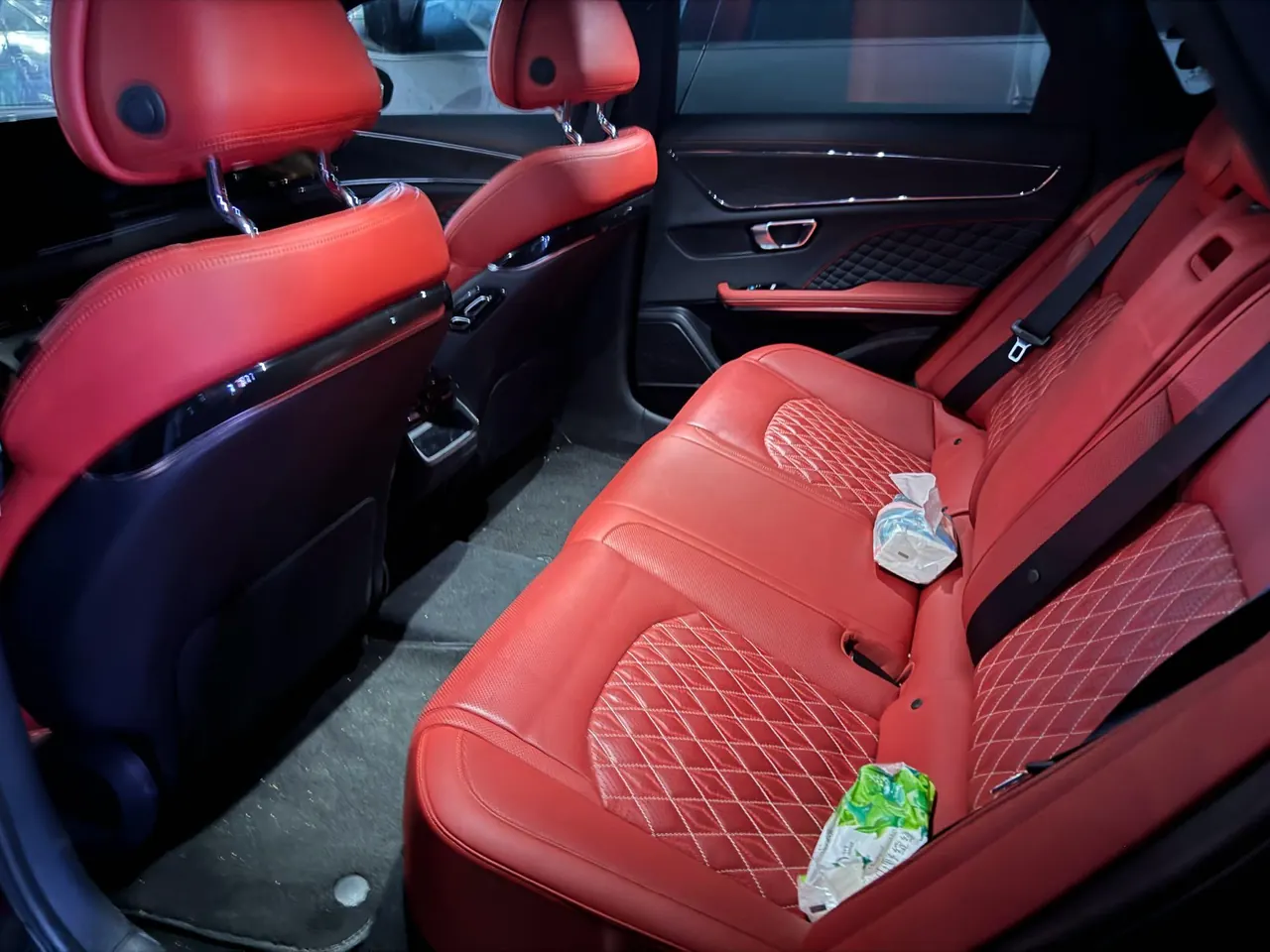 BYD 2020 Han four-wheel drive high-performance flagship automatic gear 7