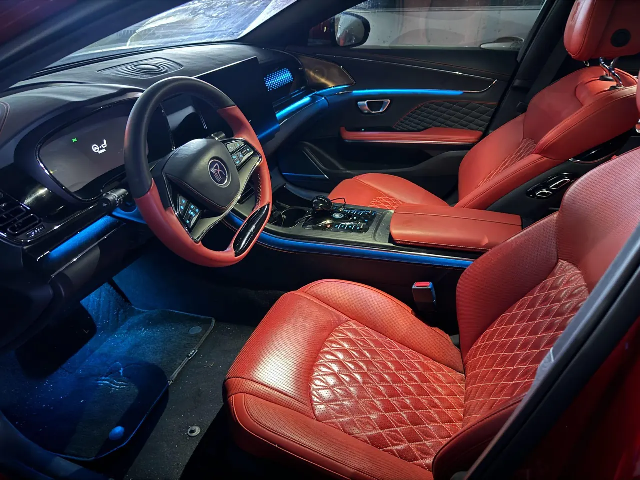 BYD 2020 Han four-wheel drive high-performance flagship automatic gear 8