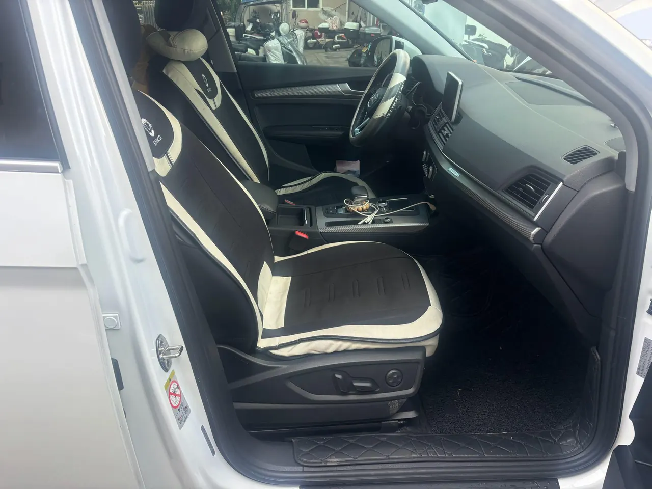 Audi 2020 Q5L 2.0TFSI 45TFSI enjoy elegant automatic transmission 6
