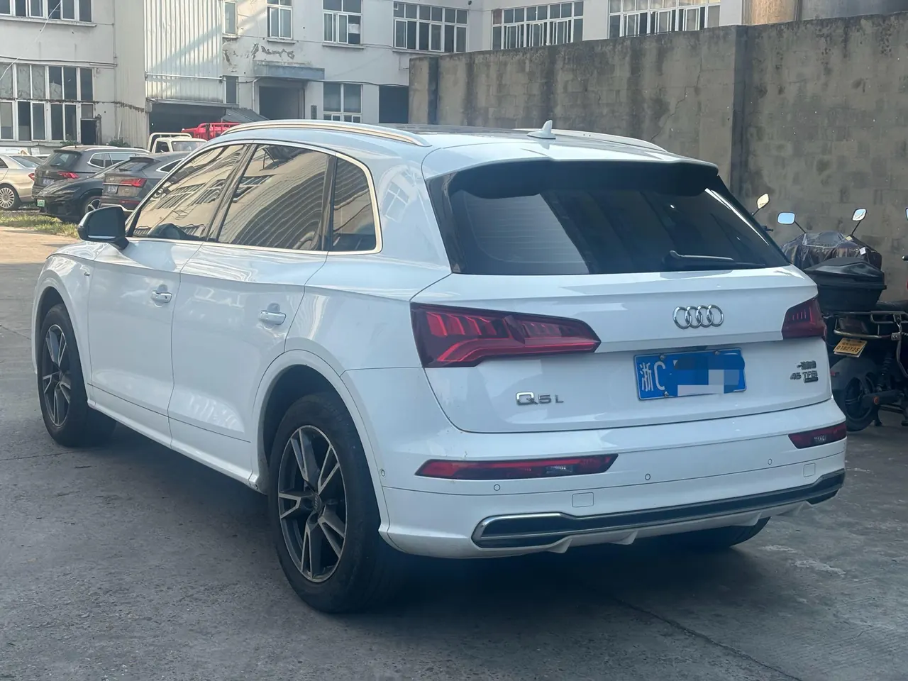 Audi 2020 Q5L 2.0TFSI 45TFSI enjoy elegant automatic transmission 8