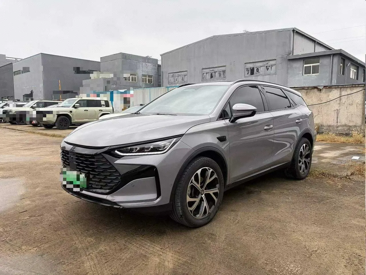 BYD Tang New Energy 2025 Tang DM-i 1.5T Stepless 175KM Pilot Edition Automatic Gear - View 1