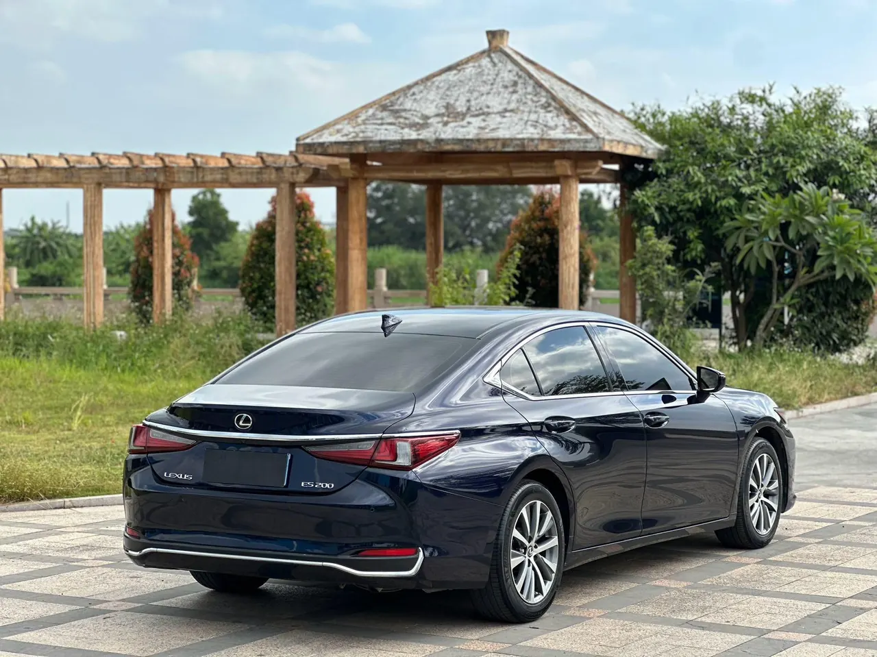 Lexus ES (Imported) 2020 ES200 2.0 Stepless Premium Edition Automatic Gear 9