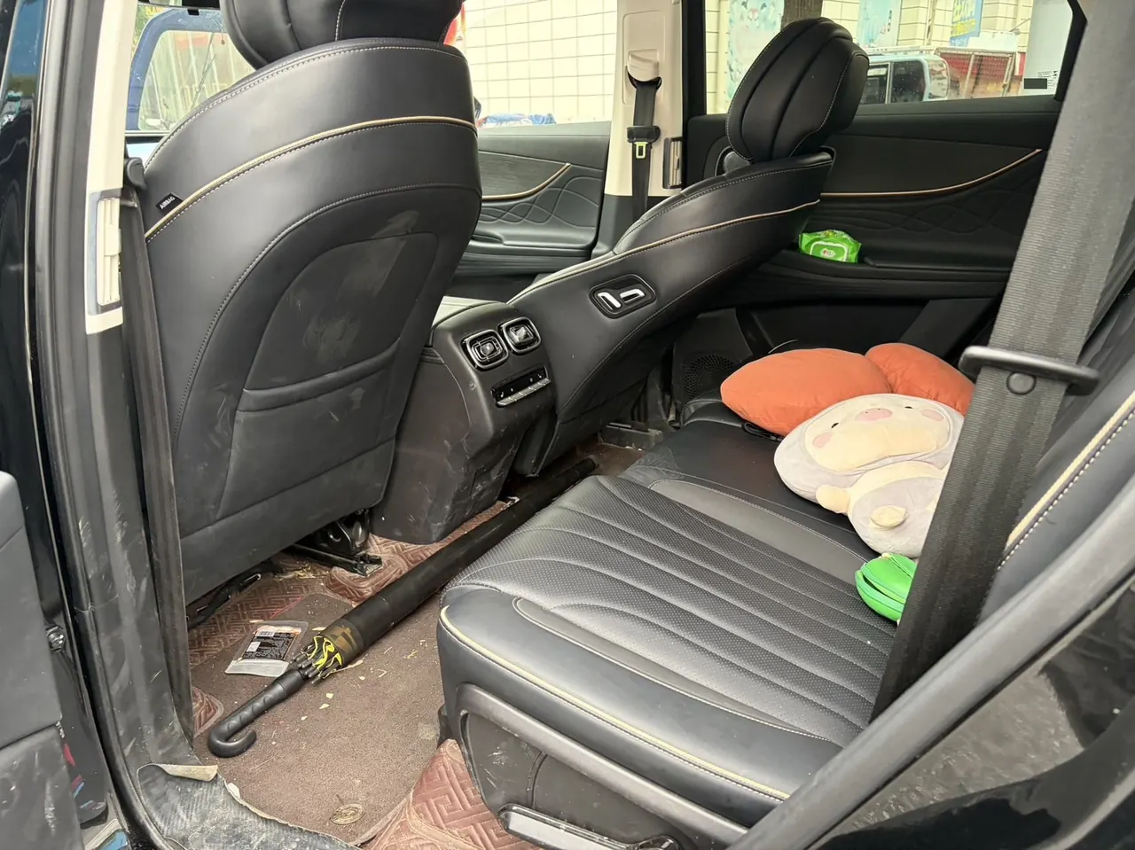 Chery 2023 Ruihu 9 2.0T 400T 4-wheel drive to reach version 5-seat automatic gear 4