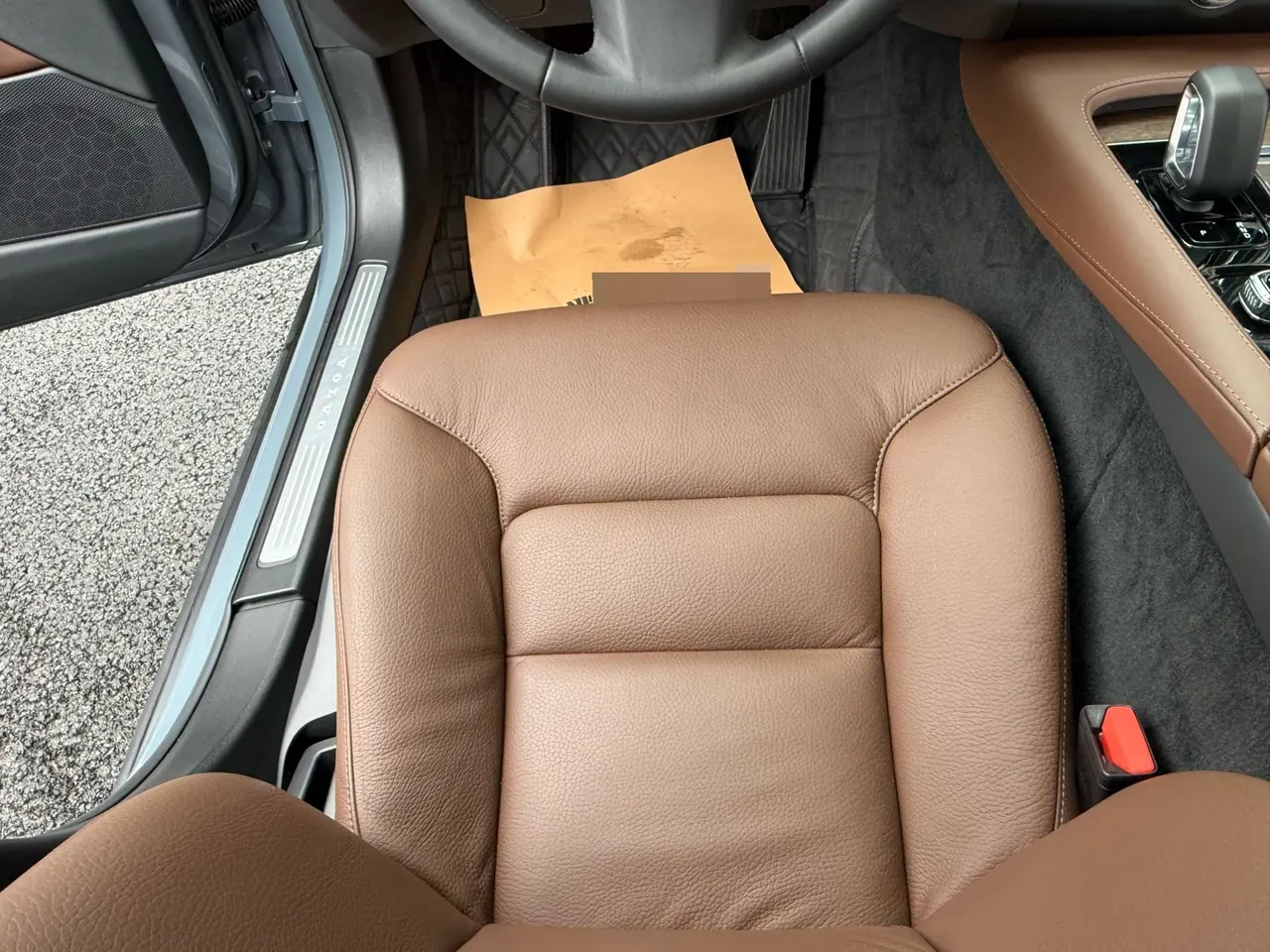 Volvo V90 (Imported) 2023 V90 Cross Country 48V 2.0T B5 AWD Zhiyuan Edition Automatic Gear 12