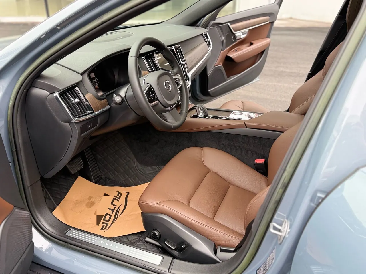 Volvo V90 (Imported) 2023 V90 Cross Country 48V 2.0T B5 AWD Zhiyuan Edition Automatic Gear 7