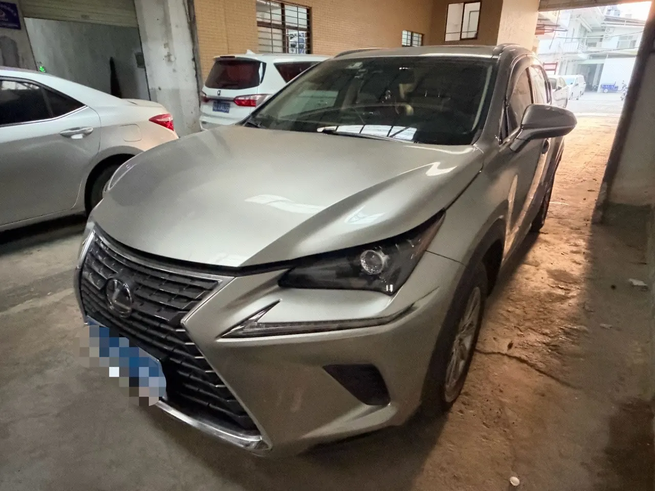 Открыть галерею: Lexus NX (Imported) 2020 NX300h 2.5 Stepless Front Edition Automatic Gear