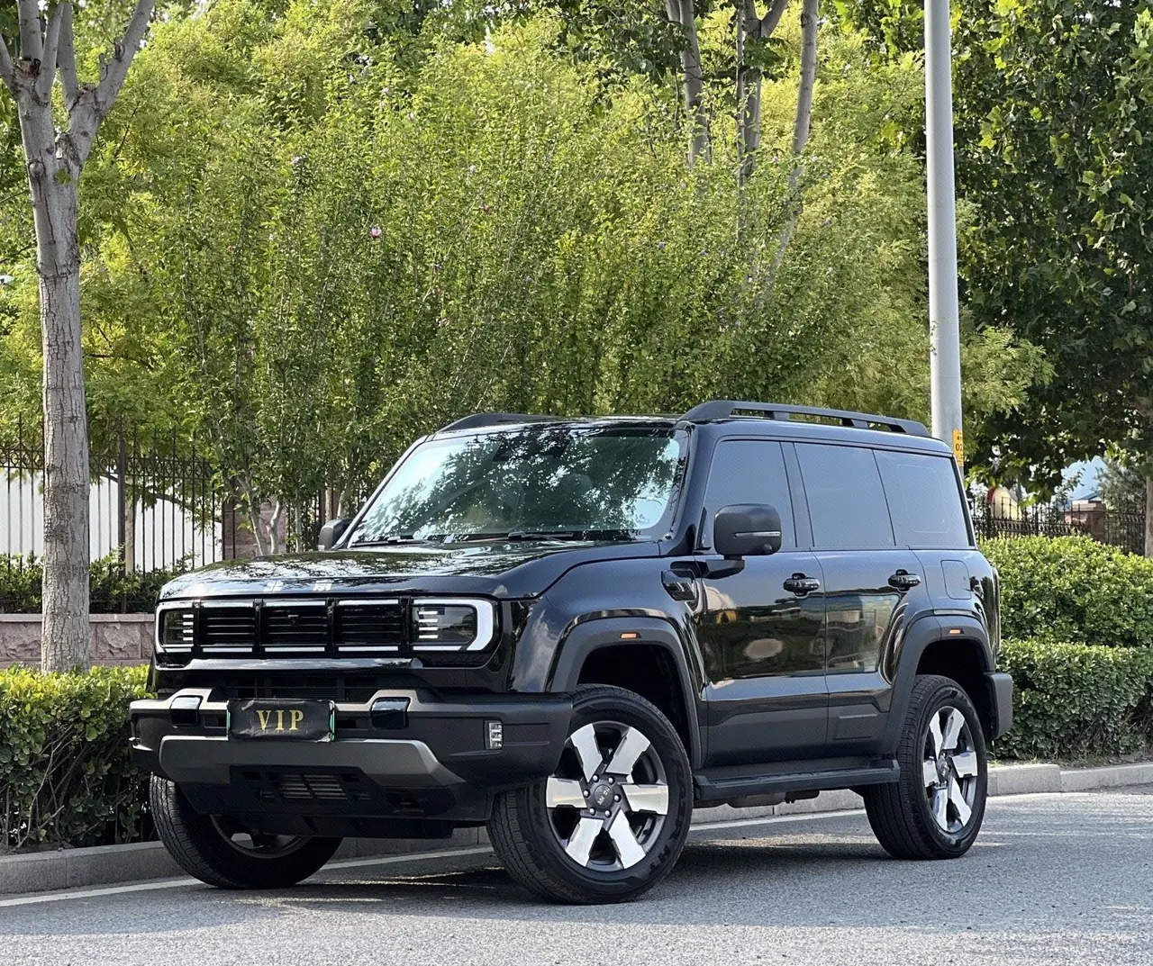 Beijing 2025 BJ40e Standard Edition I Automatic Gear - View 1