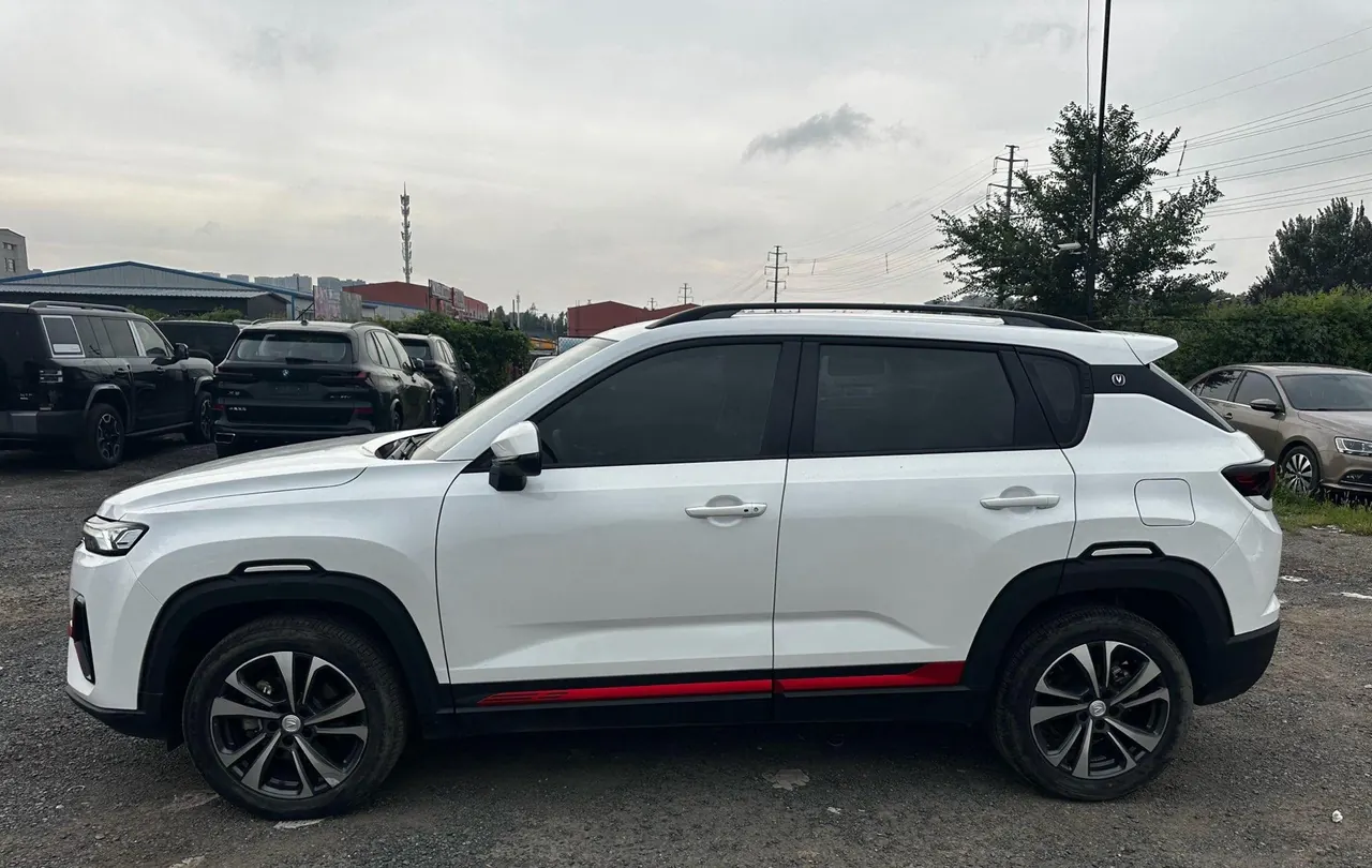 ChangAn 2023 CS35 PLUS 1.4T Enjoy Deluxe Automatic Gear 4