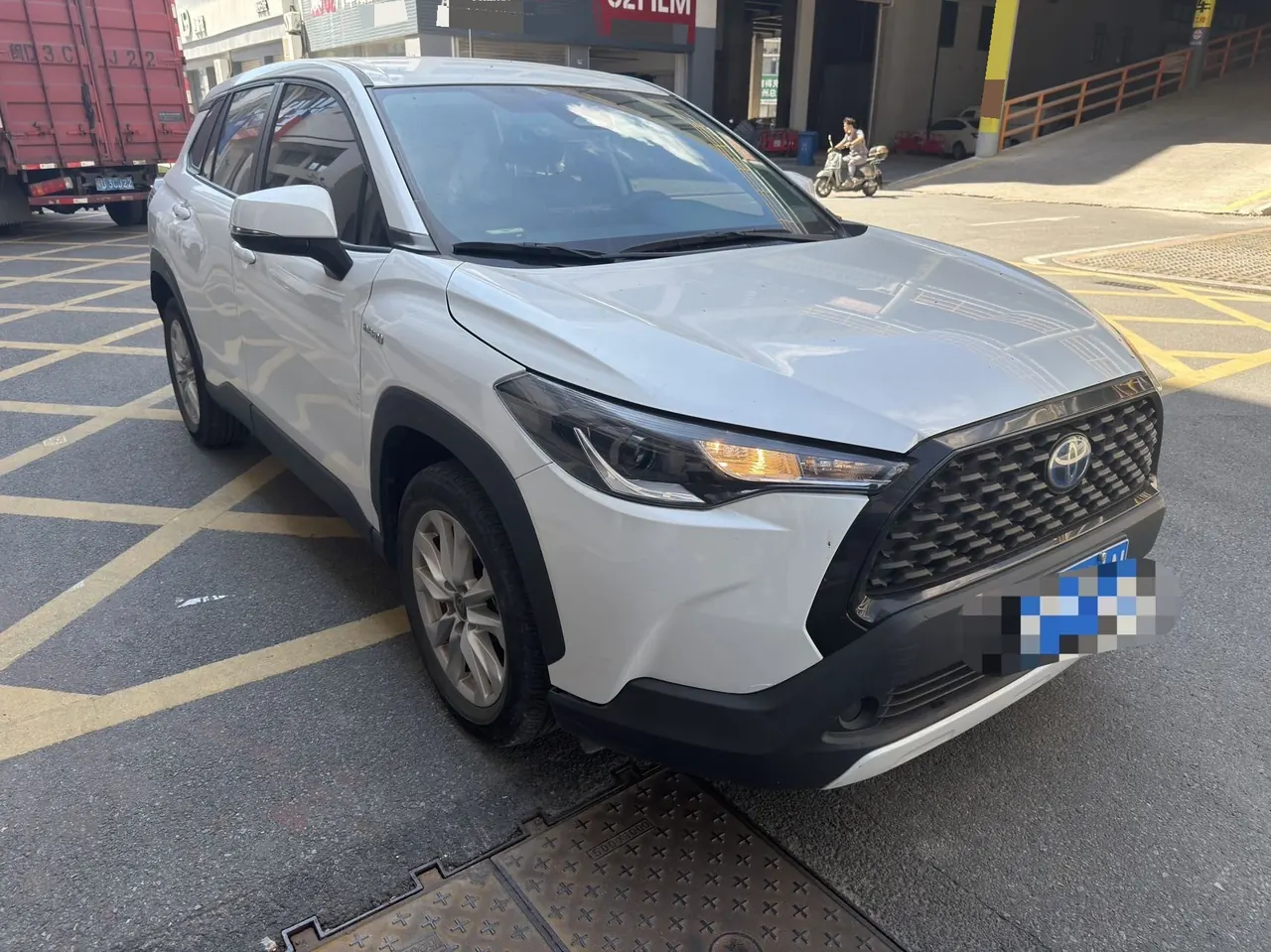 Toyota 2023 Corolla Sharp Double Engine 2.0 Stepless Pioneer Edition Automatic Gear 3