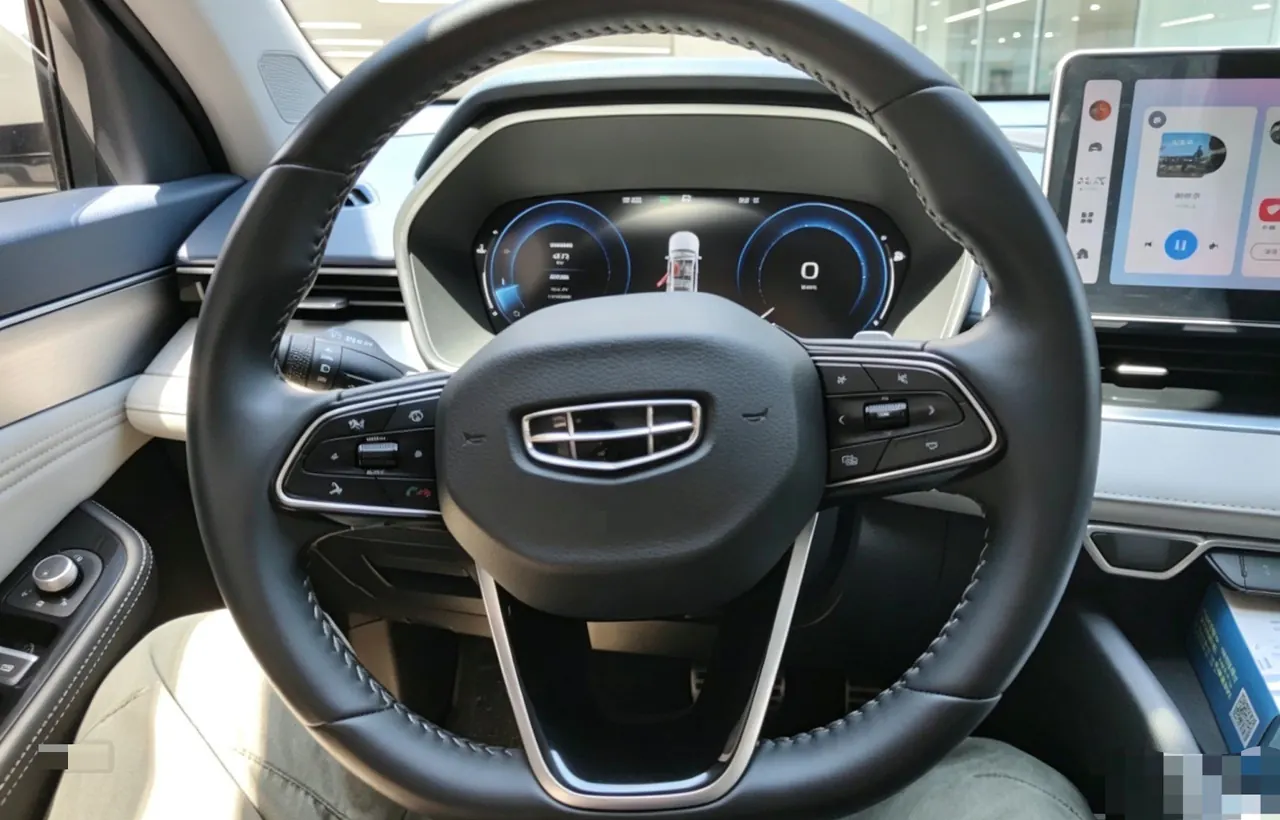 Geely 2023 Xingrui 2.0TD Honorable Automatic Transmission 5