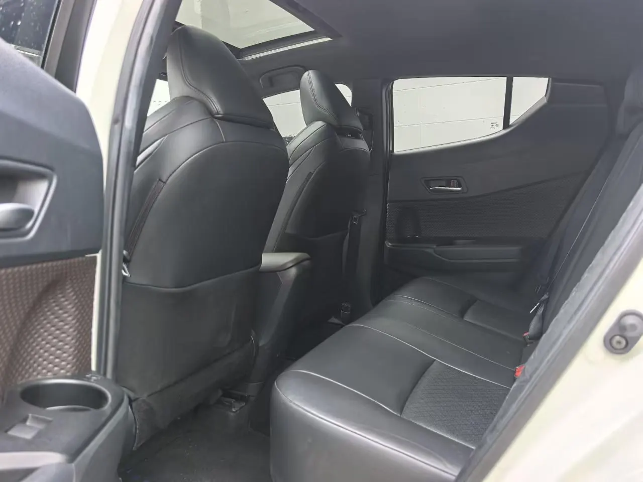 Toyota C- HR New Energy 2020 C- HR EV Distinguished Skylight Edition Automatic Gear 4
