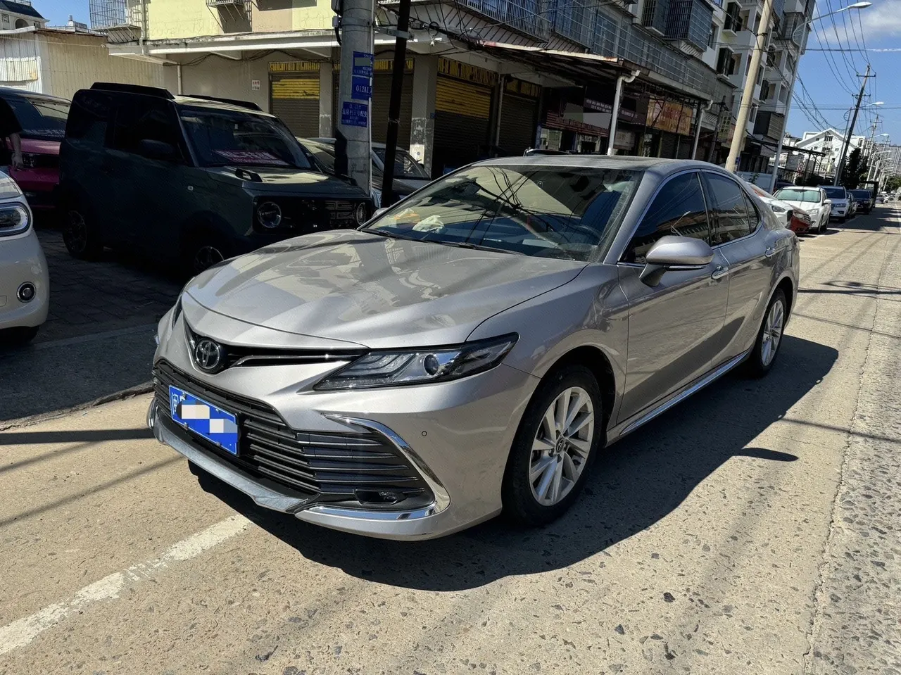 Toyota 2023 Camry 2.0G Stepless Deluxe Edition Automatic Gear - View 1