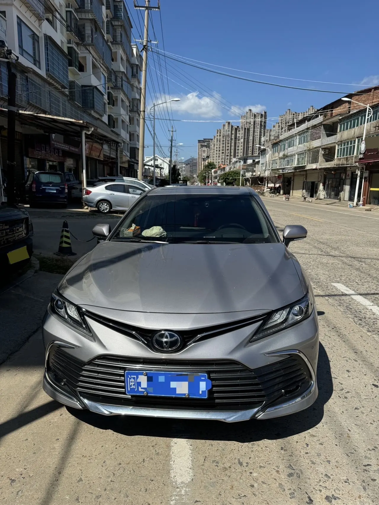 Toyota 2023 Camry 2.0G Stepless Deluxe Edition Automatic Gear 2