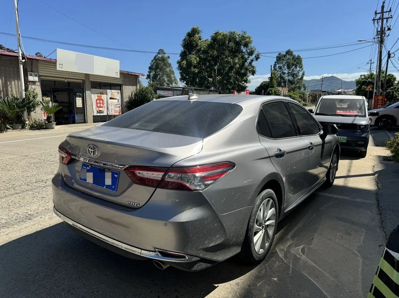 Toyota 2023 Camry 2.0G Stepless Deluxe Edition Automatic Gear 9