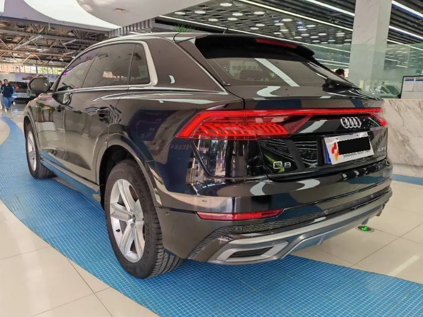 Audi Q8 (Imported) 2022 Q8 2.0TFSI 45TFSI Luxury Dynamic Automatic Gear 8
