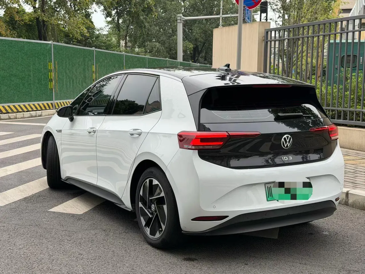 Volkswagen 2022 ID. 3 Pure pure version automatic gear 2