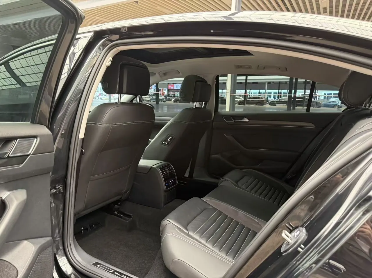 Volkswagen 2020 Magotan 2.0TSI 330TSI Leading Automatic 9