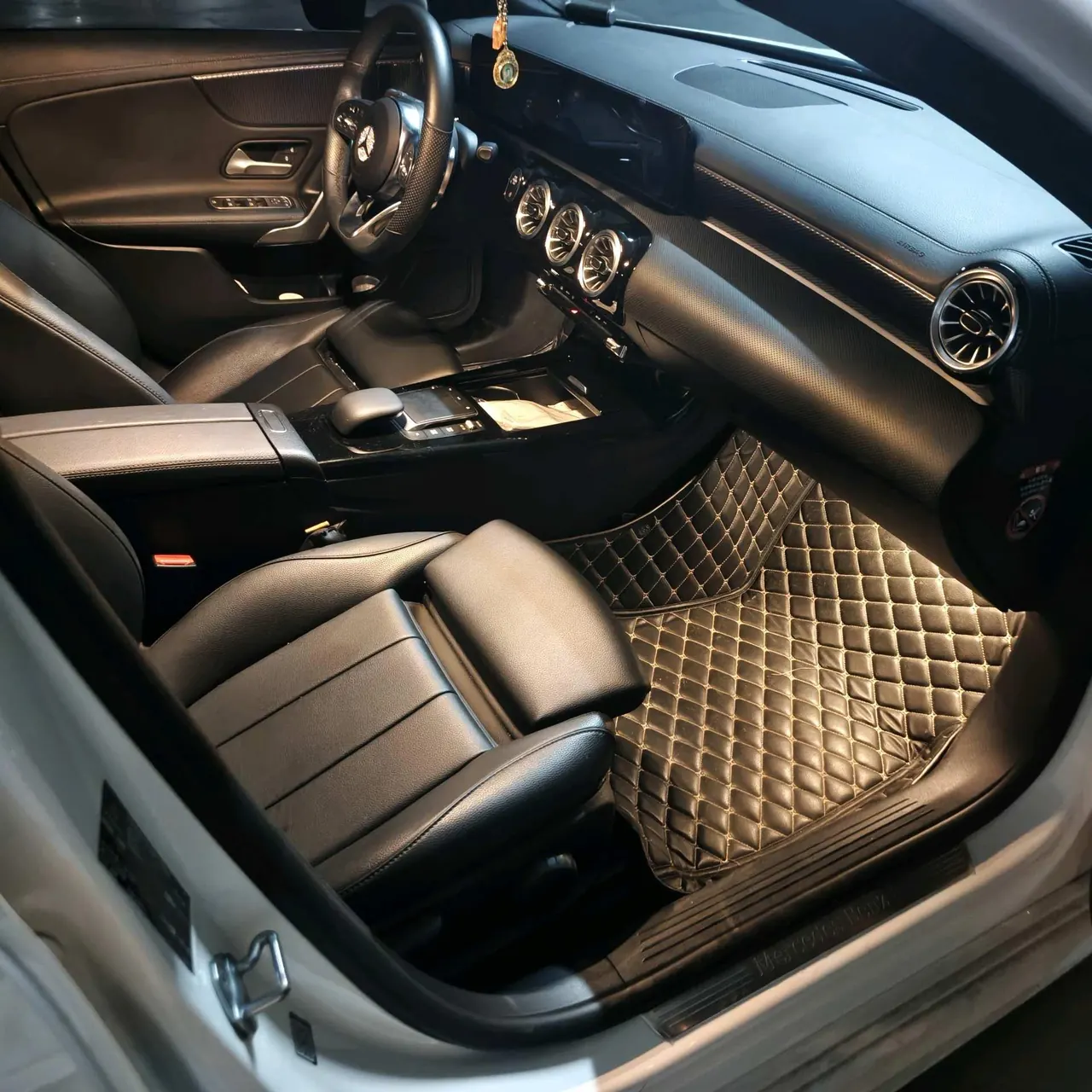 Mercedes Benz Class A 2022 A 200 L 1.3T Fashion Automatic Gear 10