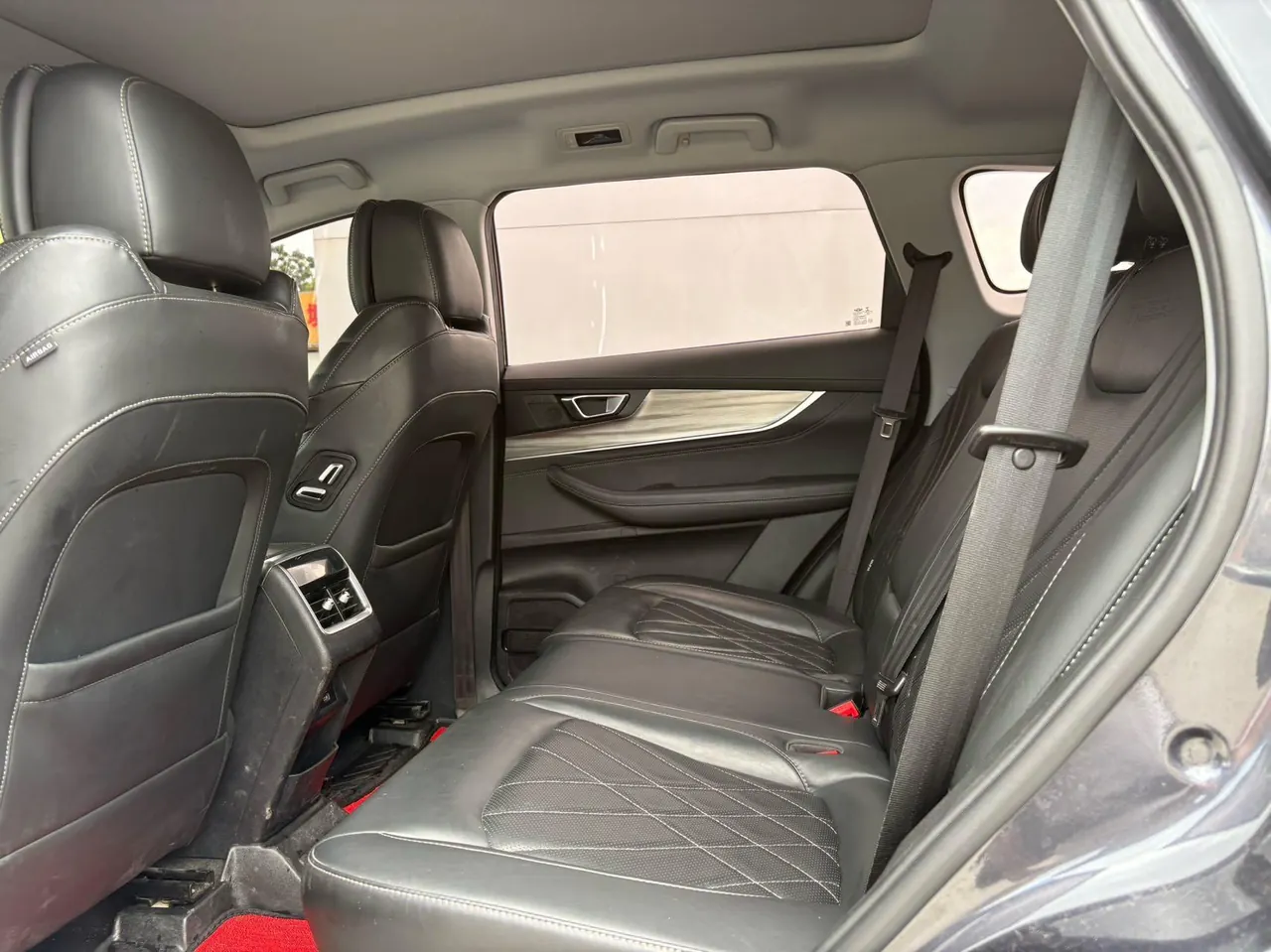 Chery 2022 Ruihu 8 PLUS Kunpeng e 1.5T Comfortable E Automatic Gear 5
