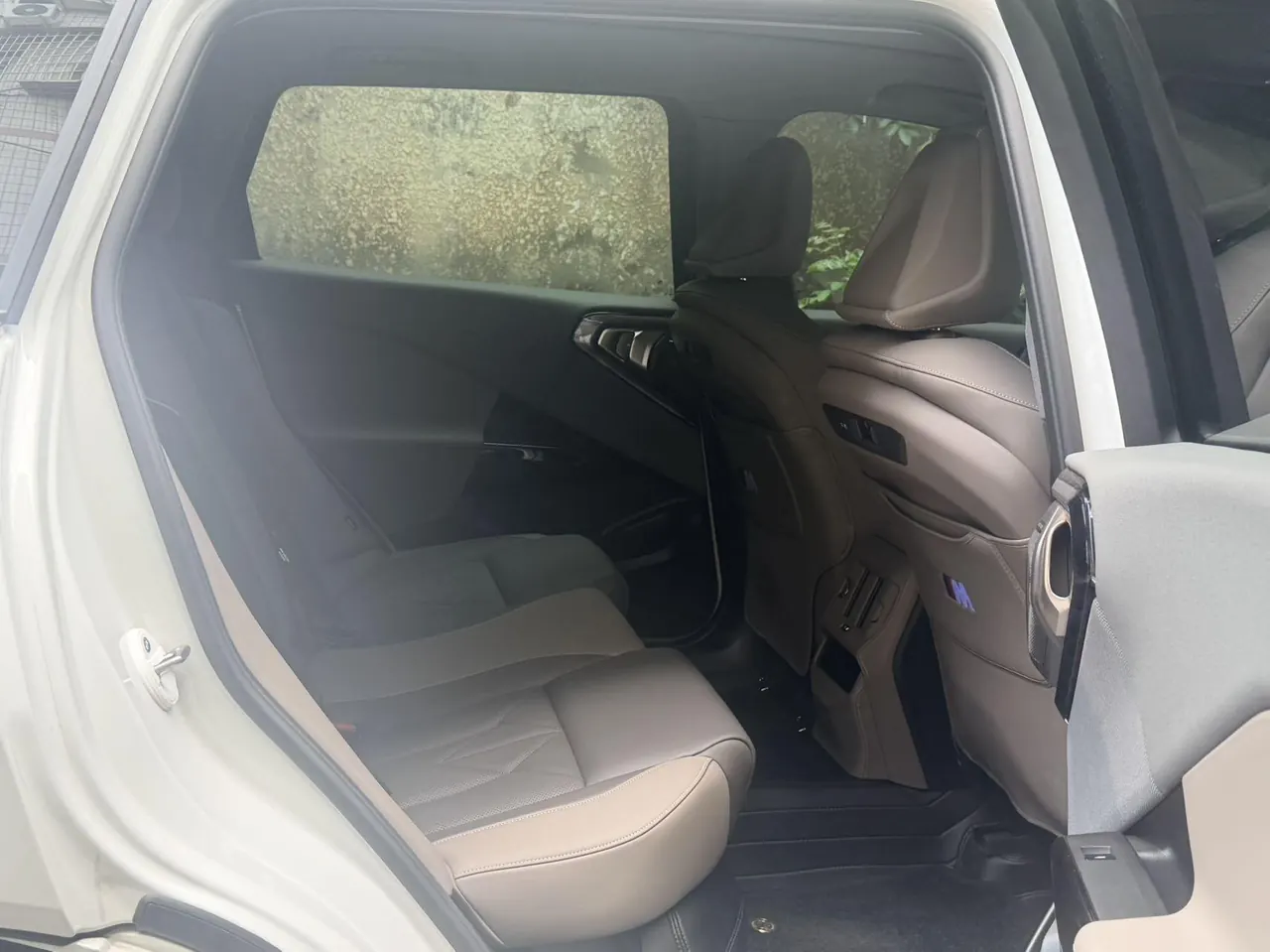 BMW 2026 X3 xDrive30L 2.0T Leading M Sports Obsidian Night Suit Automatic Gear 8