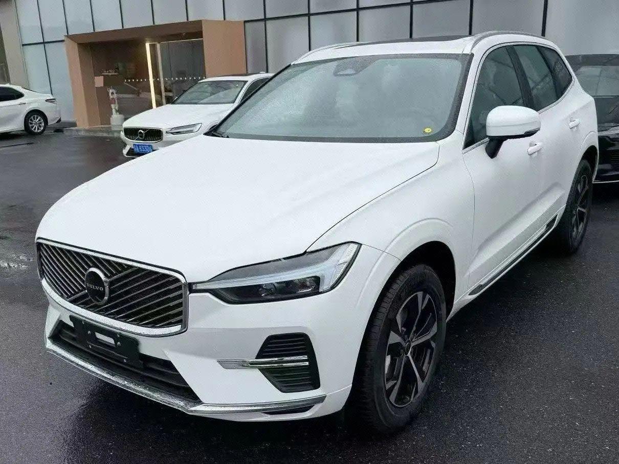 Volvo 2026 XC60 48V 2.0T B5 All-Wheel Drive Intelligent Luxury Edition Automatic Transmission - View 1