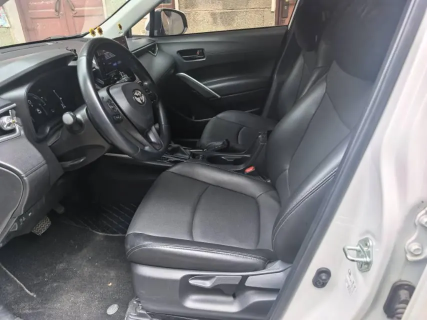 Toyota 2023 Corolla Sharp Double Engine 2.0 Stepless Elite Automatic Gear 2